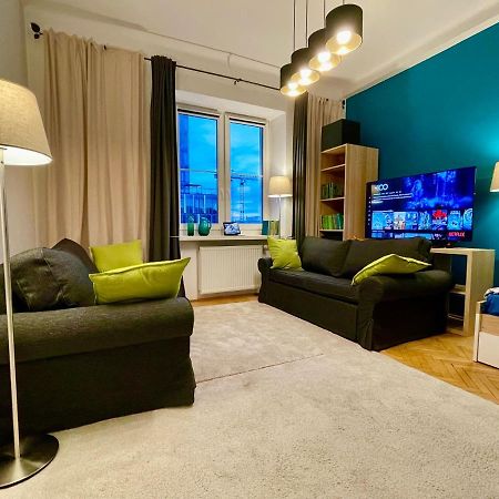 Ferienwohnung Super Square Metro X2 Fast Wifi 55'Tv Netflix Hbo Appletv+ Amazontv Warschau Exterior foto