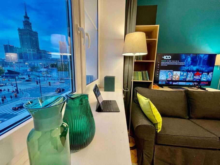 Ferienwohnung Super Square Metro X2 Fast Wifi 55'Tv Netflix Hbo Appletv+ Amazontv Warschau Exterior foto
